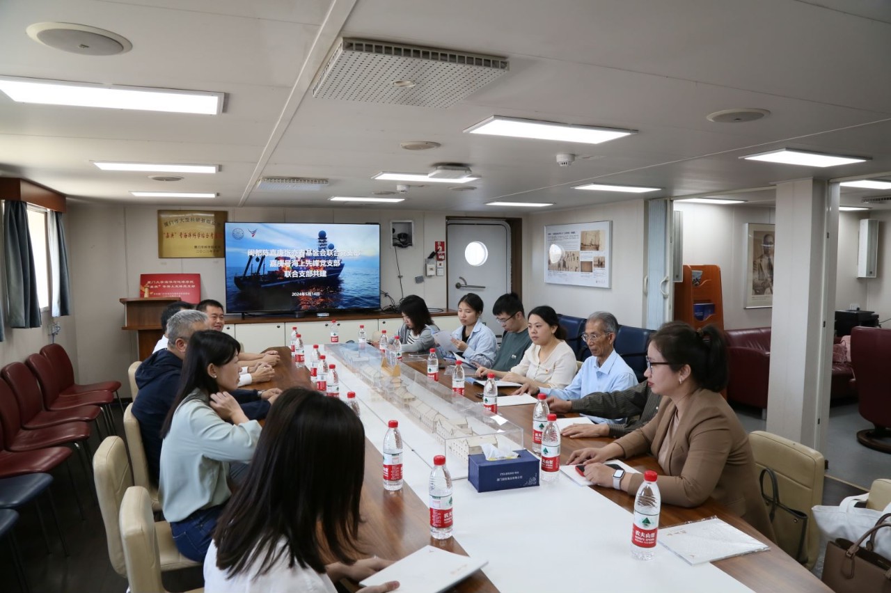 1715843001194572.jpg 02d137f847907c71346295b419bf68b7.jpg